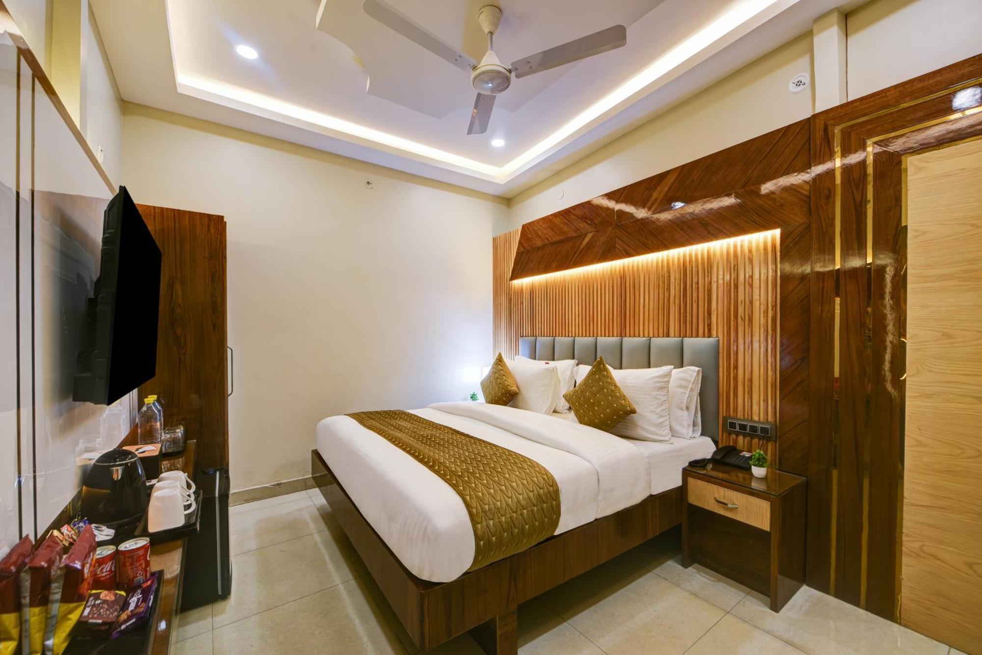 New Frontier - 2 Mins From Old Delhi Railway Station & Chandni Chowk Екстериор снимка