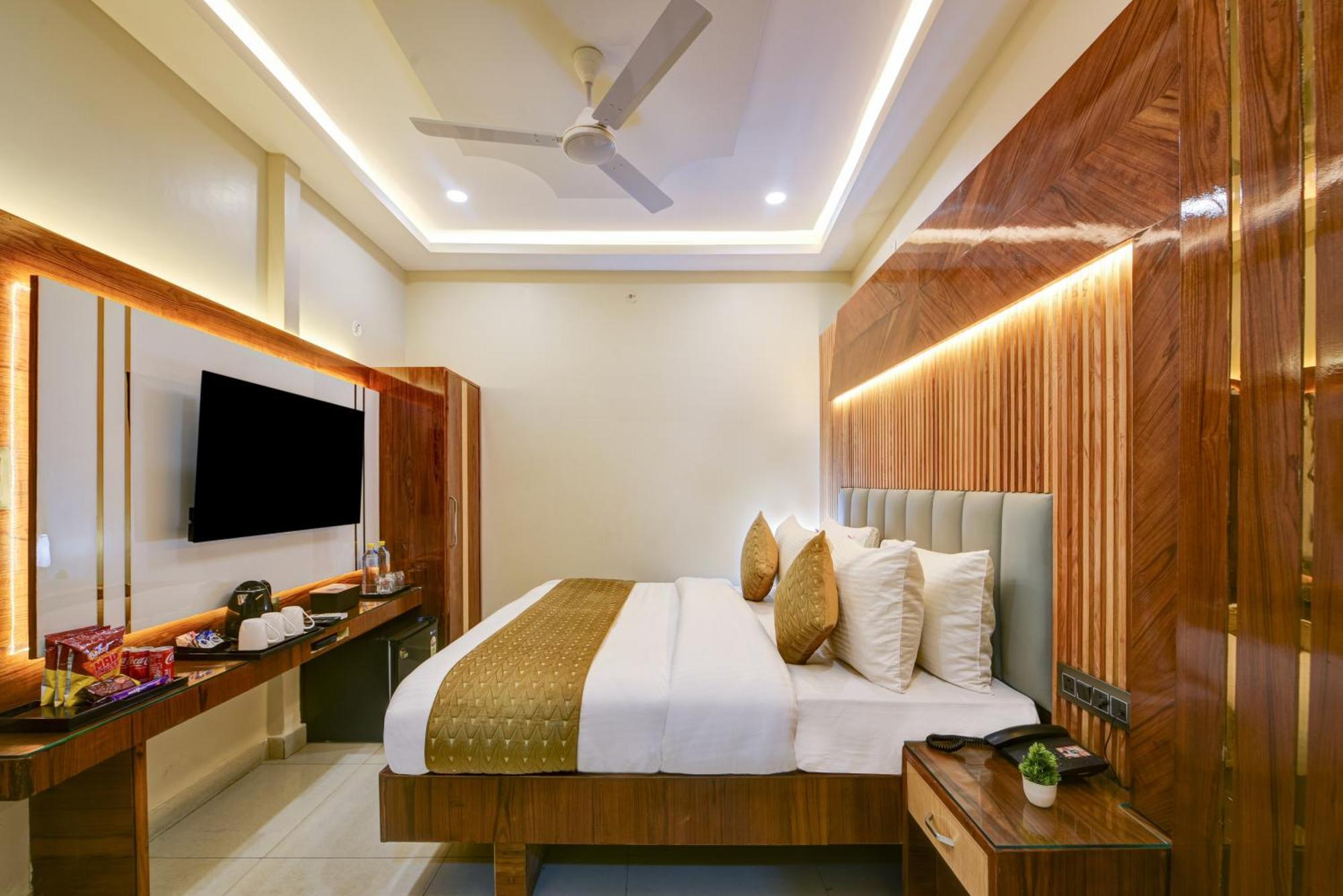 New Frontier - 2 Mins From Old Delhi Railway Station & Chandni Chowk Екстериор снимка