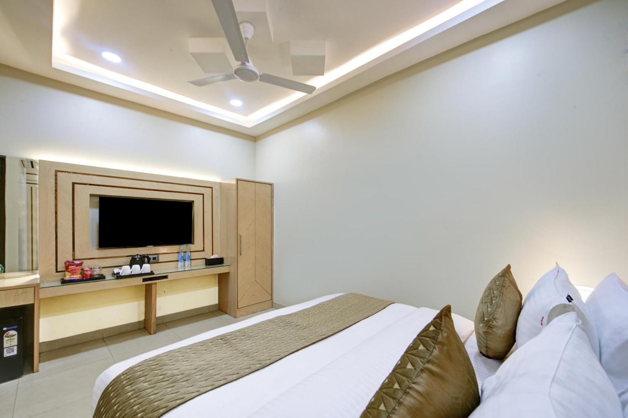 New Frontier - 2 Mins From Old Delhi Railway Station & Chandni Chowk Екстериор снимка