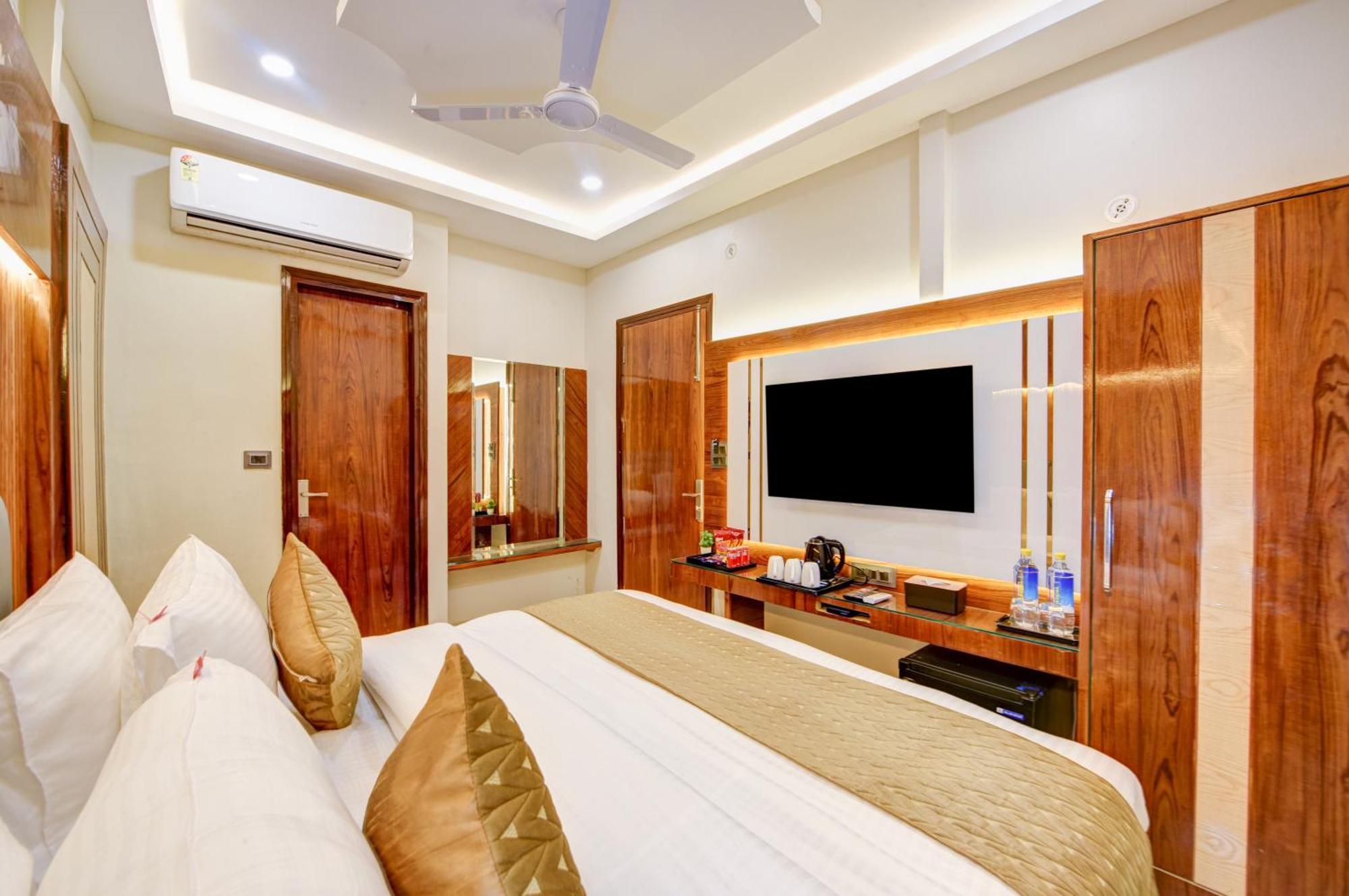 New Frontier - 2 Mins From Old Delhi Railway Station & Chandni Chowk Екстериор снимка
