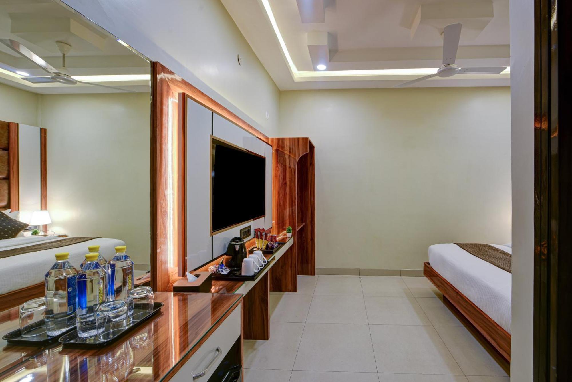 New Frontier - 2 Mins From Old Delhi Railway Station & Chandni Chowk Екстериор снимка
